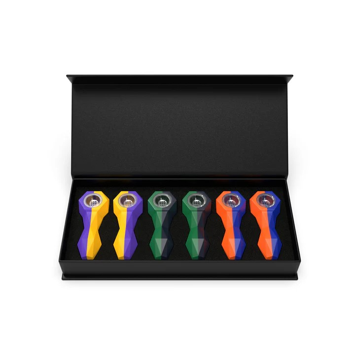 Rebound line up of silicone bongs and pipes are the shatterproof alternative to traditional glass. Whether its’ at home or on-the-go, Rebound’s unbreakable and eye catching designs will ensure your seshes are enjoyed to the fullest. Meet Rebound Edition 2 hand pipes.

Features:
 - Mixed carton of 6 hand pipes
 - Shatterproof, durable silicone spoon pipe
 - Made to withstand impact 
 - Comes with glass bowl
